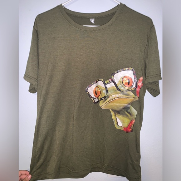 Frog Print T-shirt - Picture 1 of 4